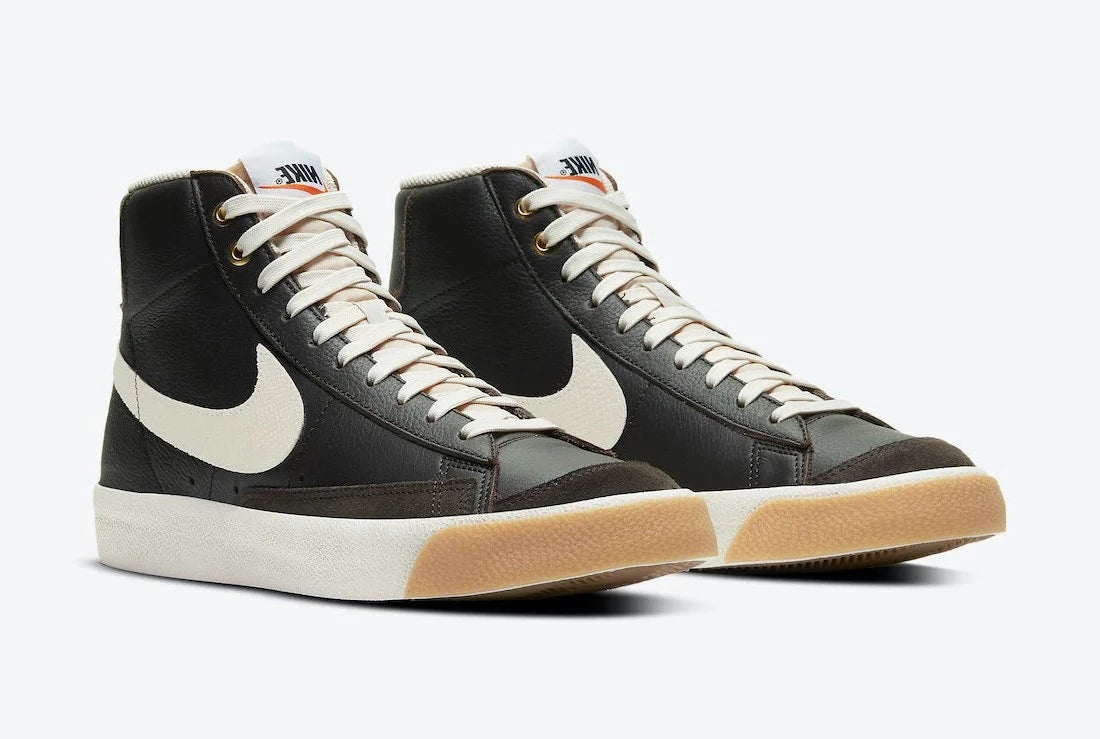 Nike - Blazer Mid 77 Orewood Brown