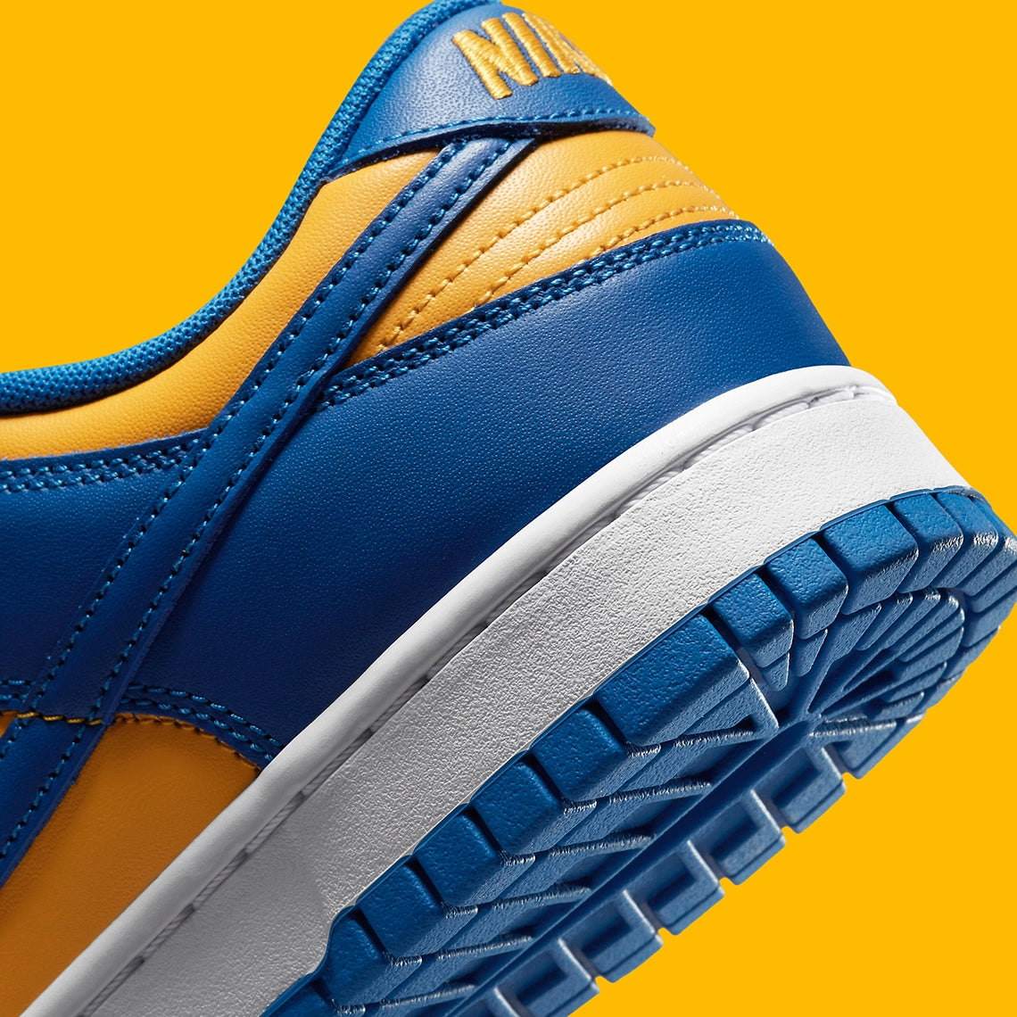 Nike Dunk Low UCLA