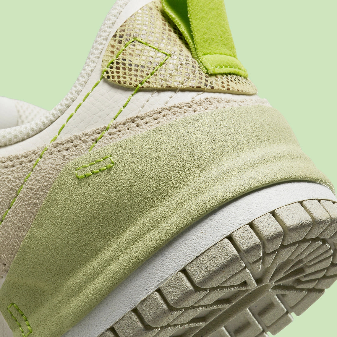 Nike Dunk Low Disrupt 2 Green Snake