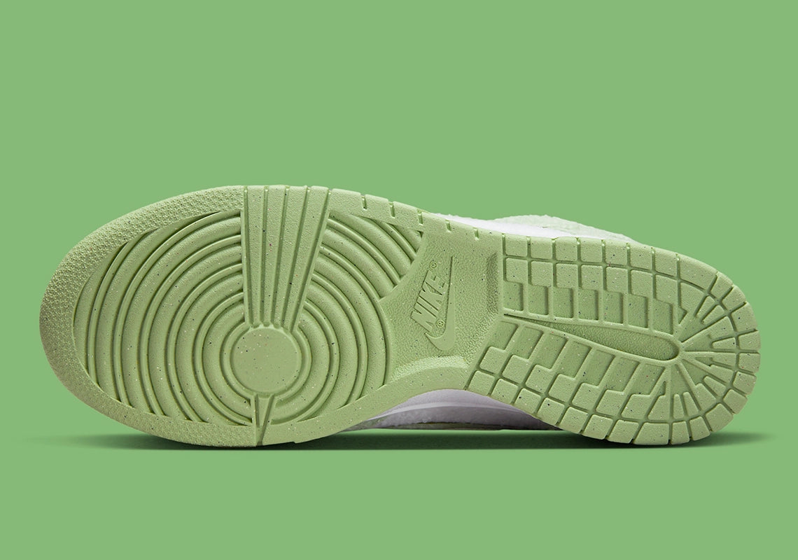 Nike Dunk Low SE Fleece Pack Honeydew