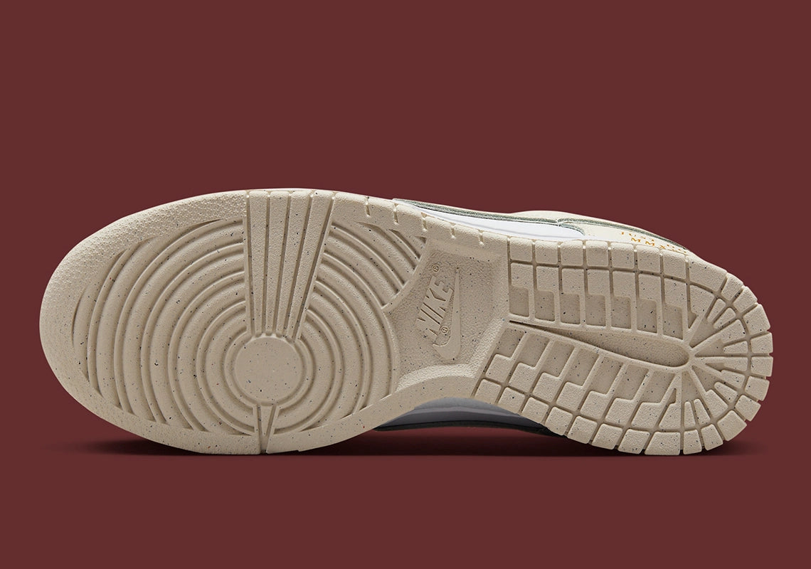 Nike Dunk Low SE Just Do It White Phantom