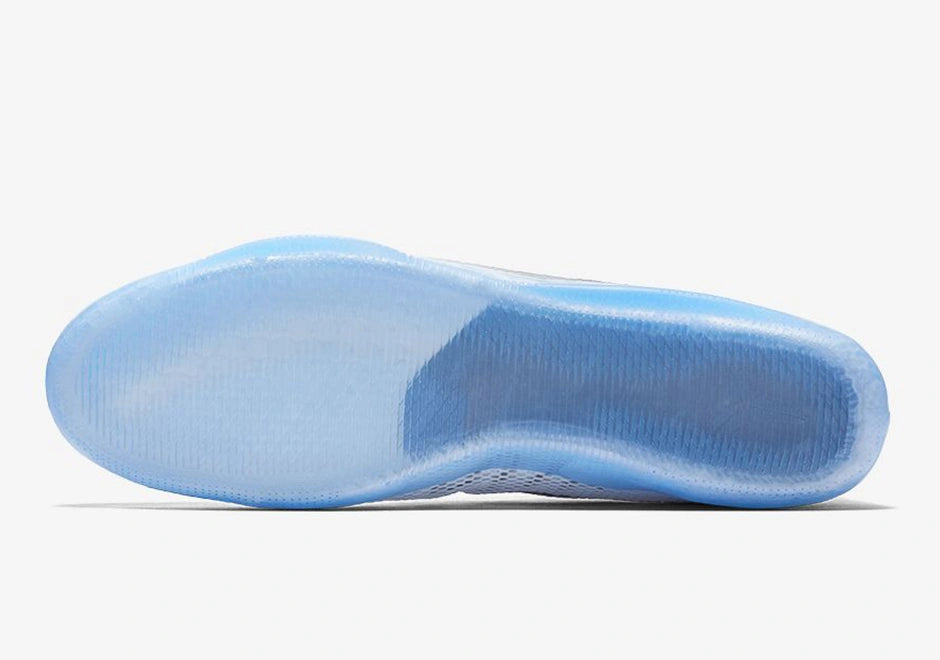 Nike kobe hotsell 11 blanche