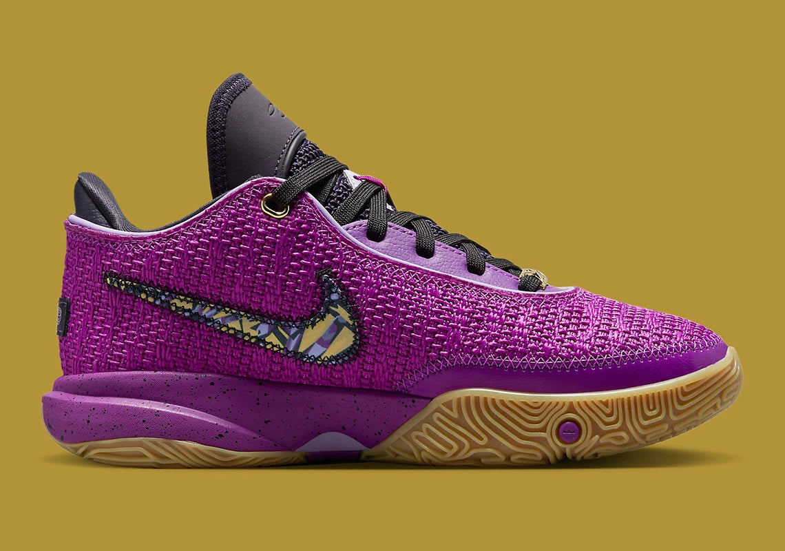 Nike LeBron 20 SE Vivid Purple