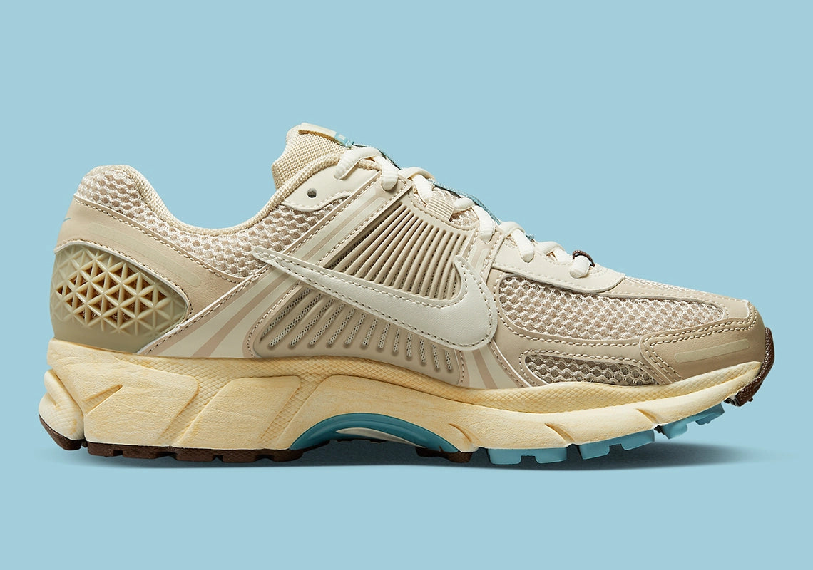 Nike Zoom Vomero 5 Oatmeal