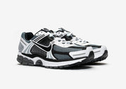 Nike Zoom Vomero 5 Dark Grey Black White