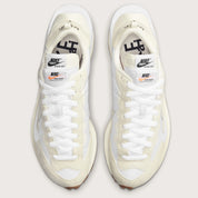 Nike Vaporwaffle sacai Sail Gum